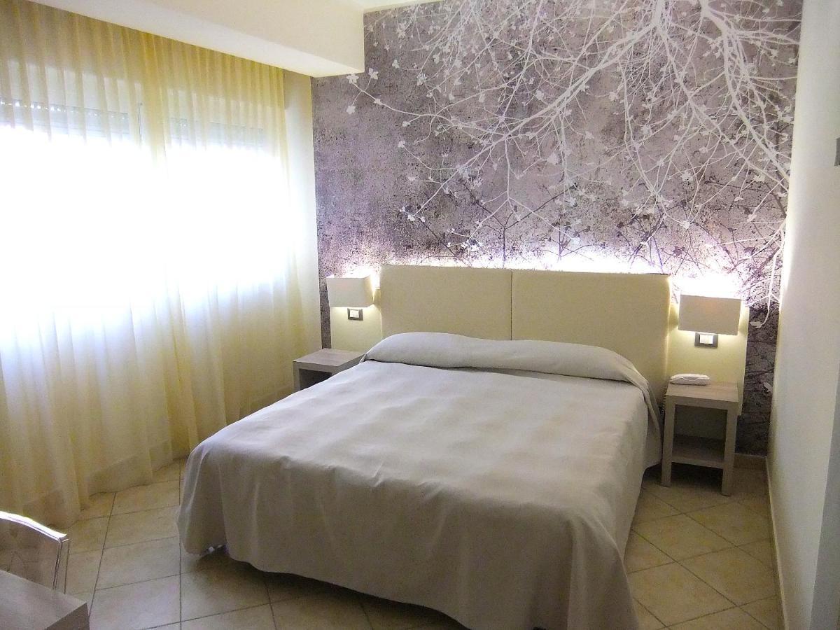 Hotel Kaly เวนติมิญา ภายนอก รูปภาพ