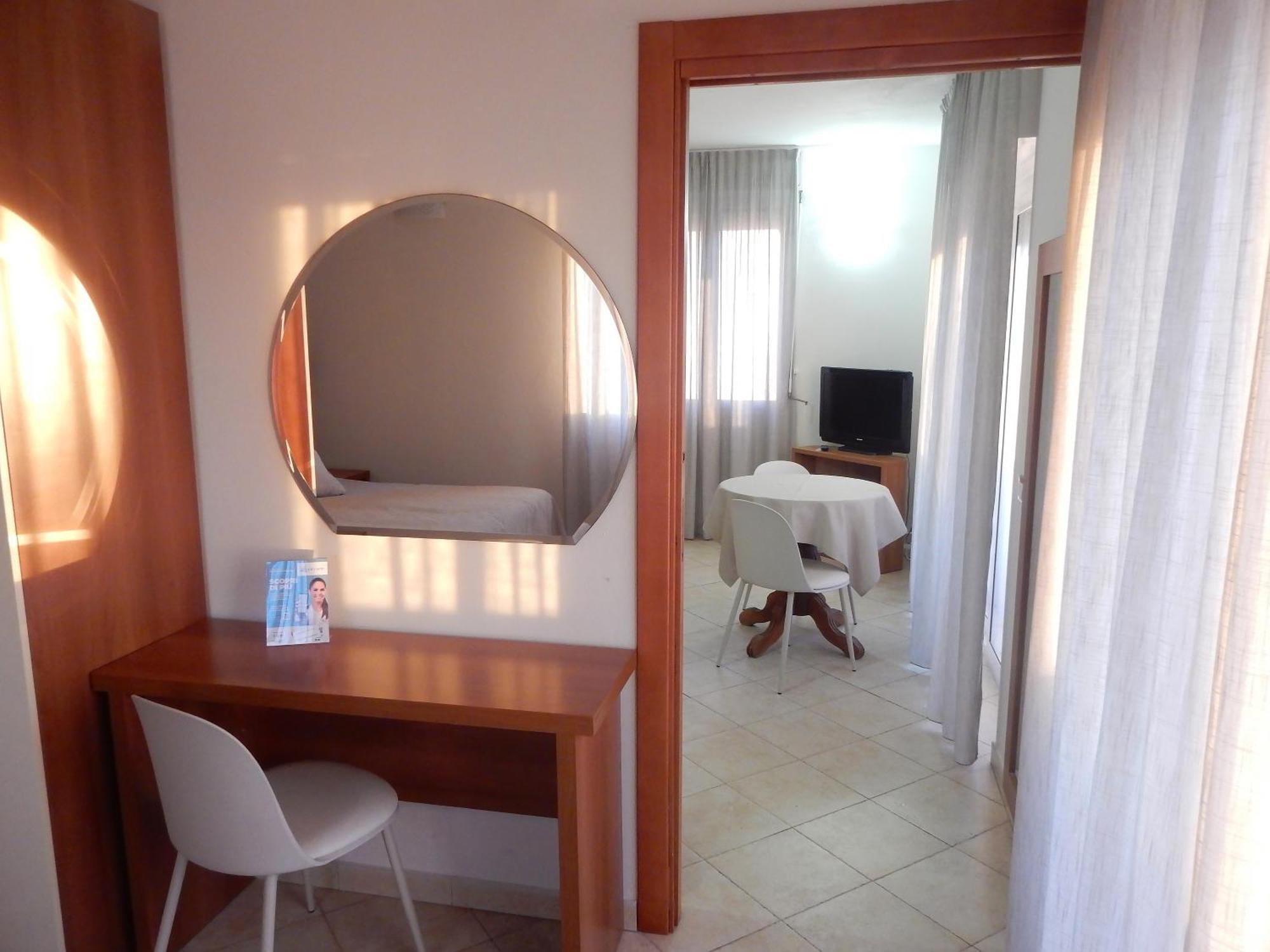 Hotel Kaly เวนติมิญา ภายนอก รูปภาพ